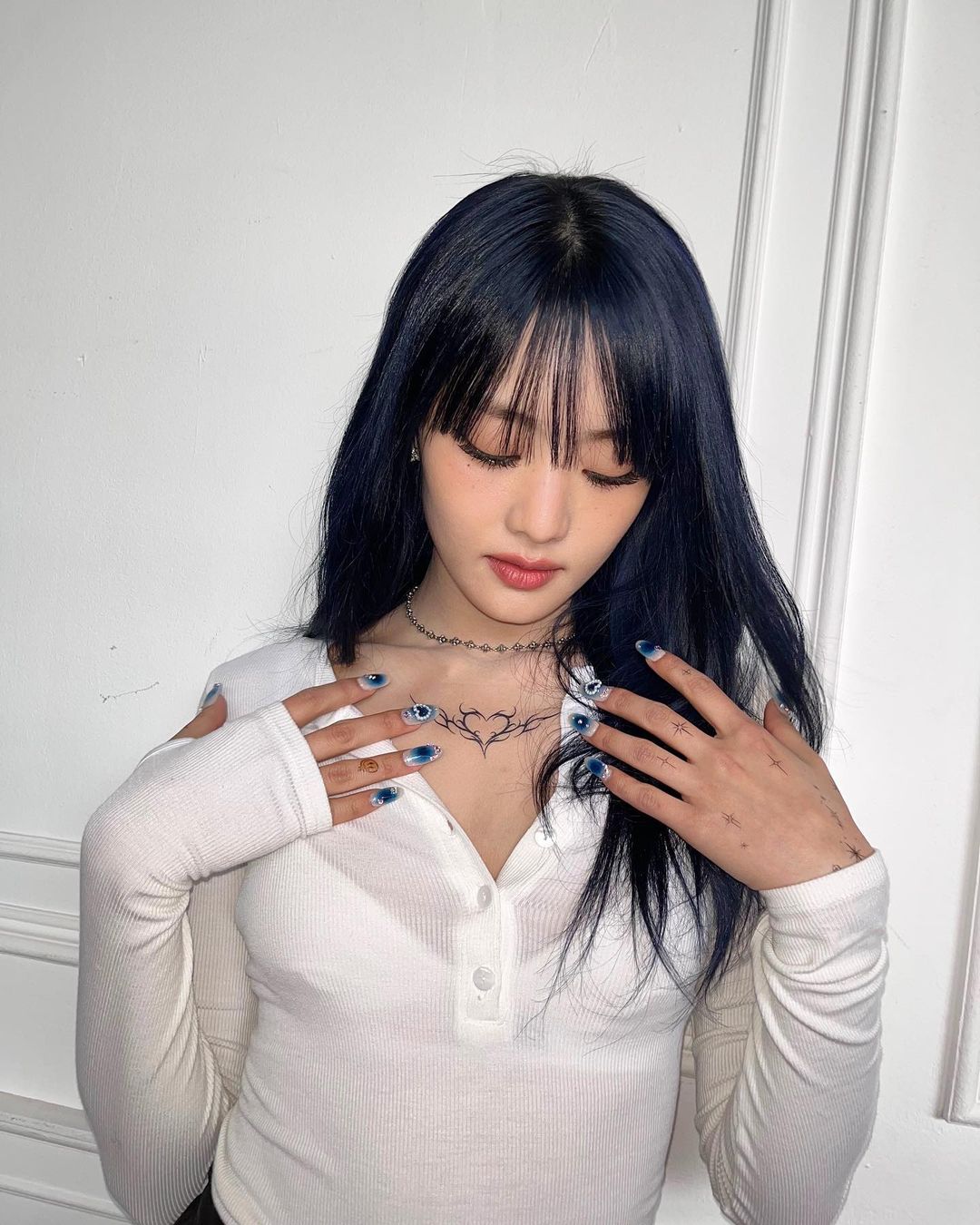 여자)아이들 민니, 침대위에서 섹시한 도발 '아찔'