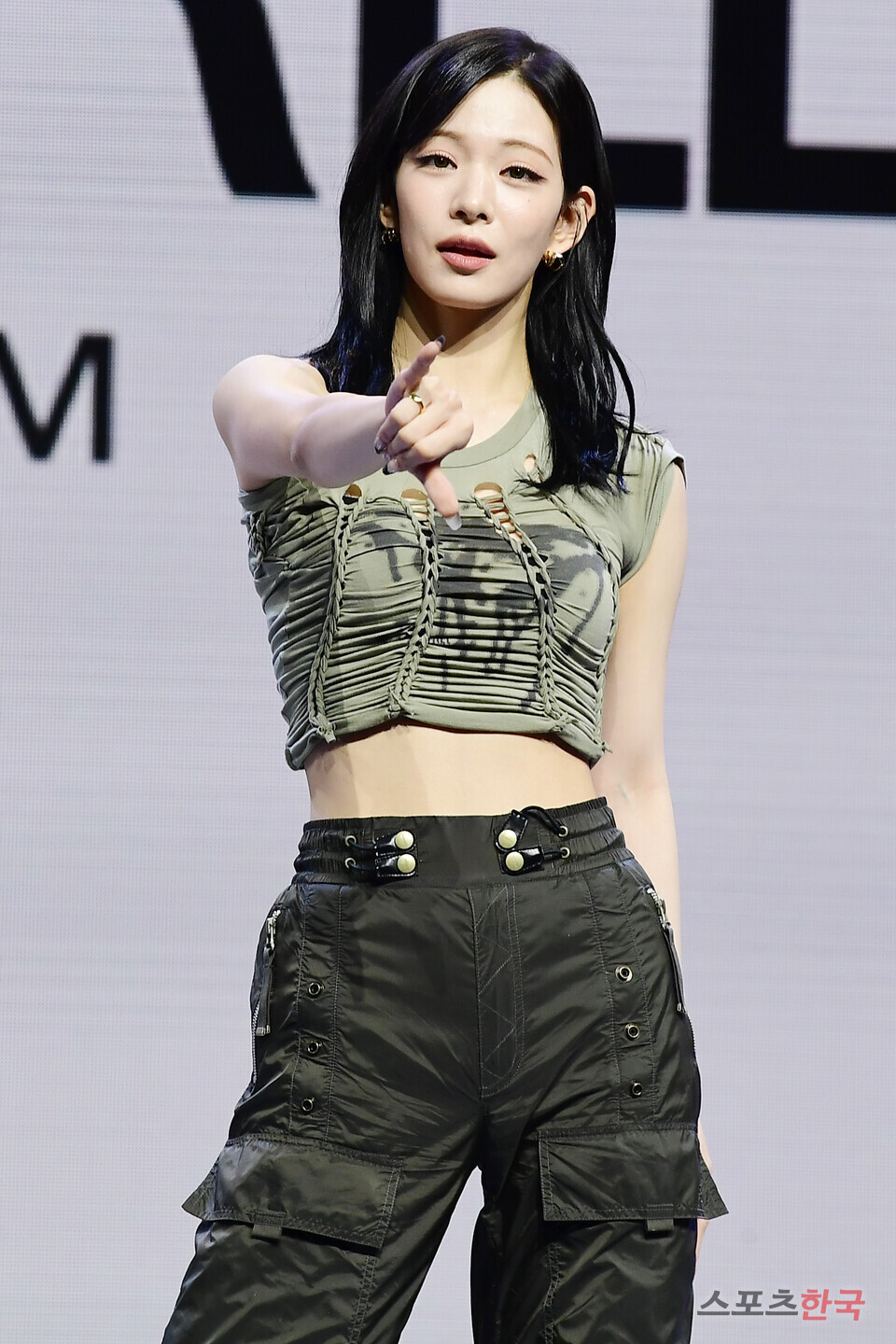 프로미스나인 이채영, 남다른 카리스마 < 연예 < 포토뉴스 < 기사본문 - 한국아이닷컴