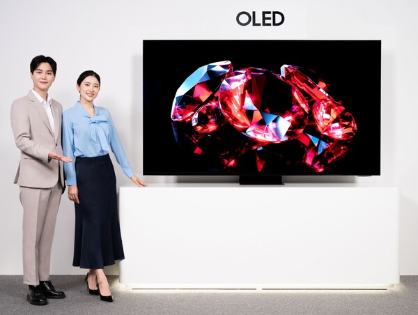 LG디스플레이, 삼성전자에 '83인치 OLED' 공급준비 착수