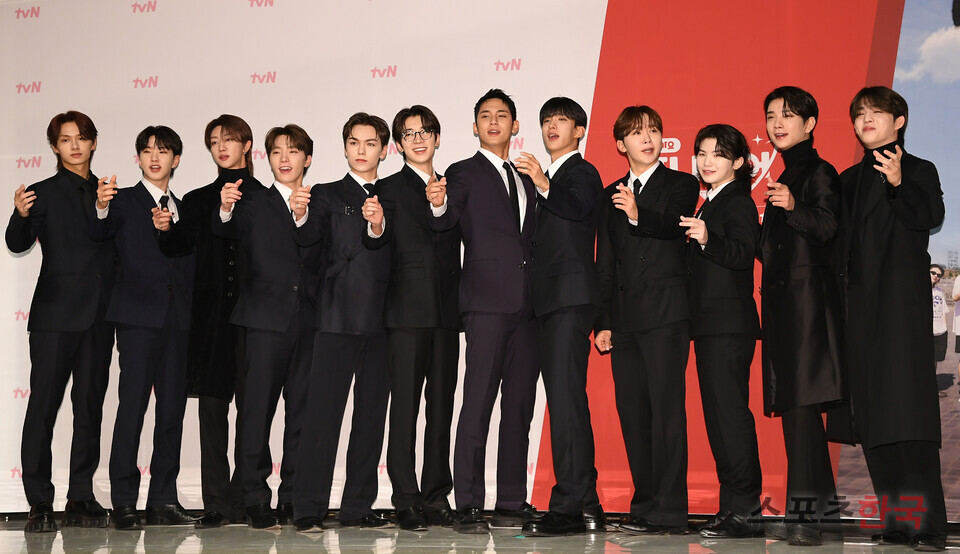 tvN '나나투어 with 세븐틴' 제작발표회에 참석한 그룹 세븐틴(SEVENTEEN). ⓒ이혜영 기자 lhy@hankooki.com