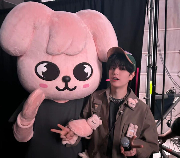 Stray Kids Seungmin Takes Fans on a Magical Ride at 'SKZ's Magic