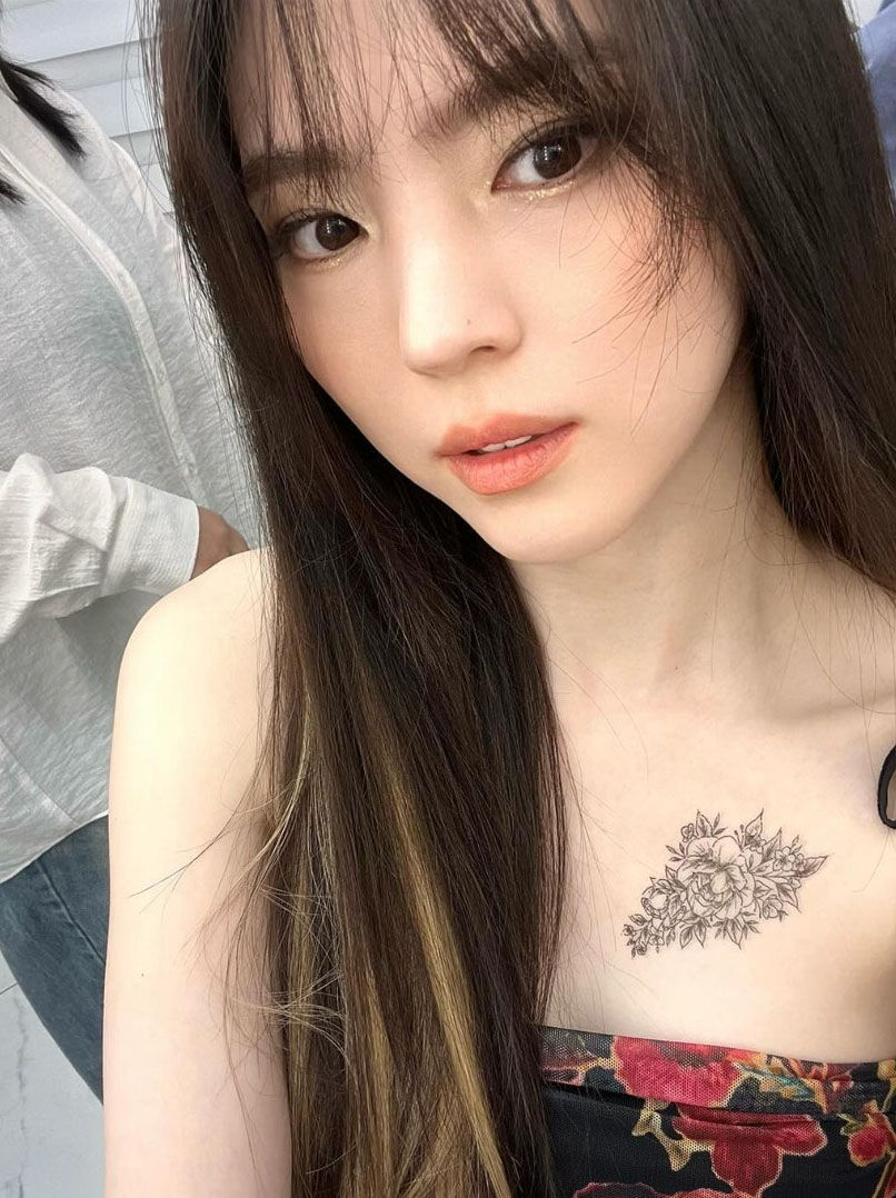 앞머리 덕분인가? 한소희 청순 + 섹시 다 가졌다