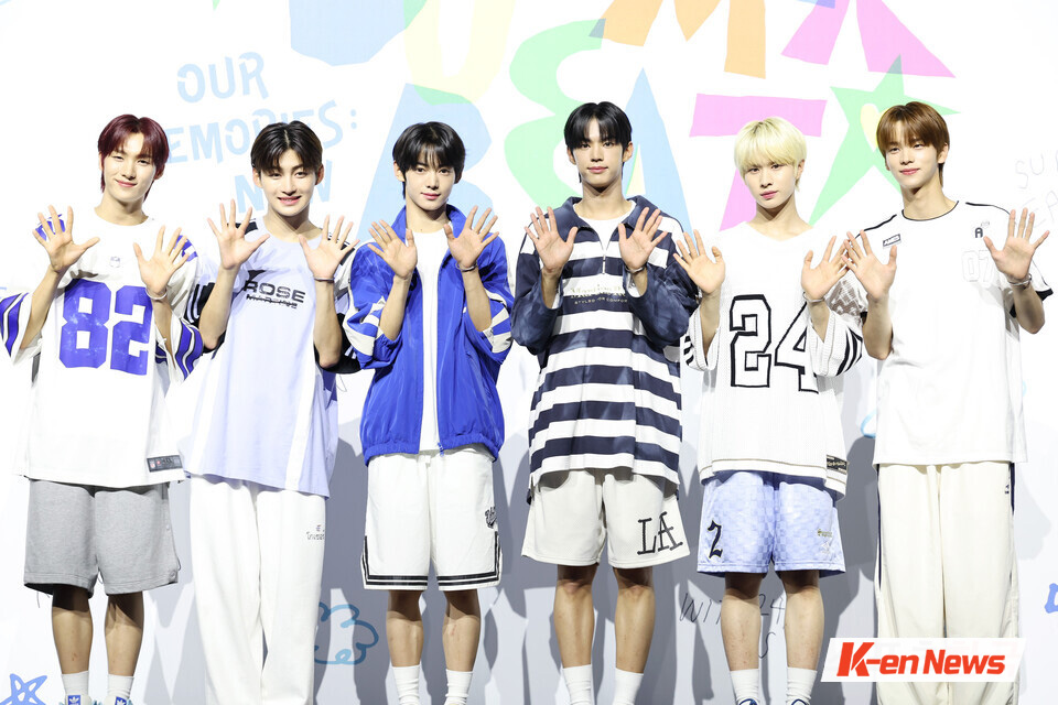TWS Makes a Refreshing Comeback with 'SUMMER BEAT!' < Entertain