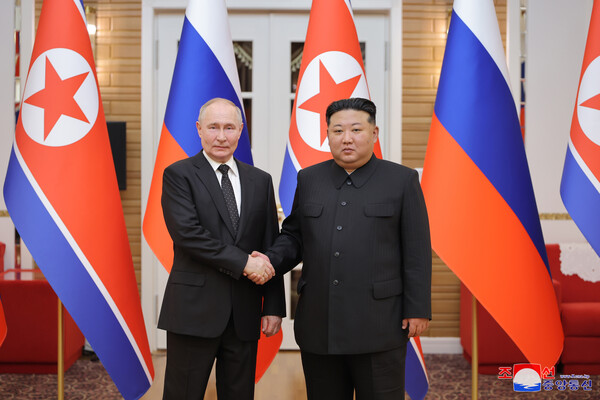 김정은 북한 국무위원장과 블라디미르 푸틴 러시아 대통령(왼쪽). 사진=연합뉴스