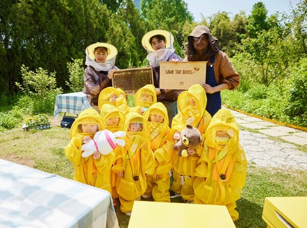 KB국민은행은 지난해 5월 개체수가 급감하고 있는 꿀벌 생태계 회복을 위한 ‘K-Bee 프로젝트’의 일환으로 서울숲에 ‘K-Bee 도시양봉장’ 2호를 조성했다. ⓒKB국민은행 제공