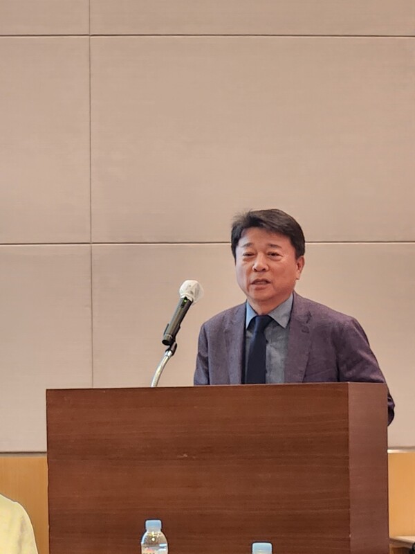 나종천 강스템바이오텍 대표가 5일 서울 여의도 FKI타워에서 열린 기업설명회(IR)에서 발언하고 있다. 사진=최성수 기자