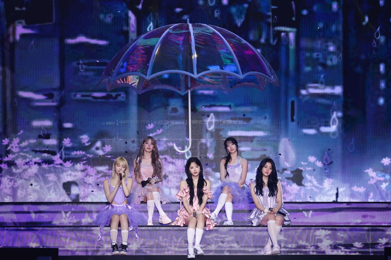 LE SSERAFIM Wraps Up Successful Japan Fan Meeting Tour < Entertain