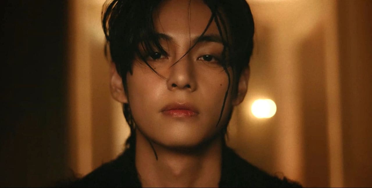 bts V テヒョン YOUTH サノク 얼빡직캠 4K] 방탄소년단 뷔 'For Youth' (BTS V Facecam