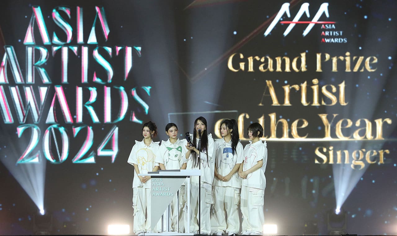 NewJeans Wins Triple Awards at the 2024 Asia Artist Awards